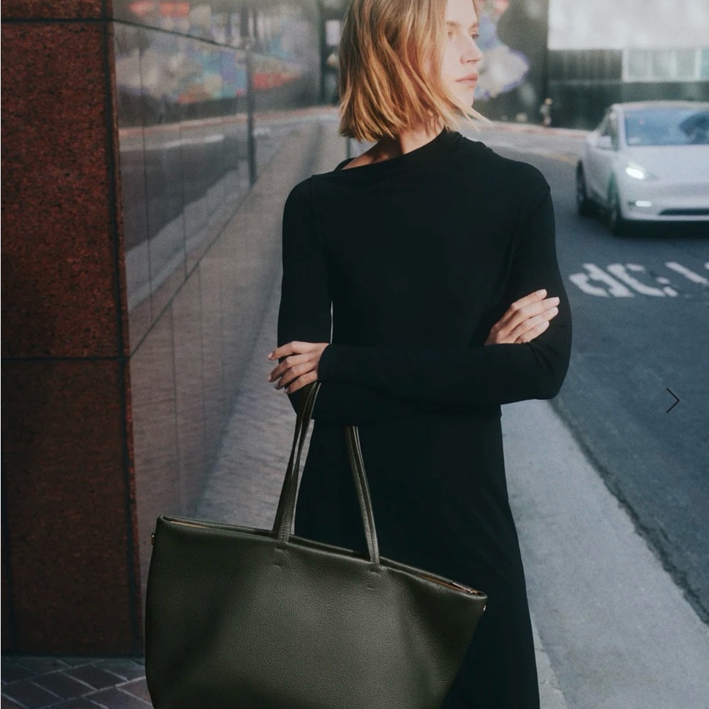 Cuyana Dark Olive Leather Tote Bag w/ Tote Insert - Picture 2 of 10